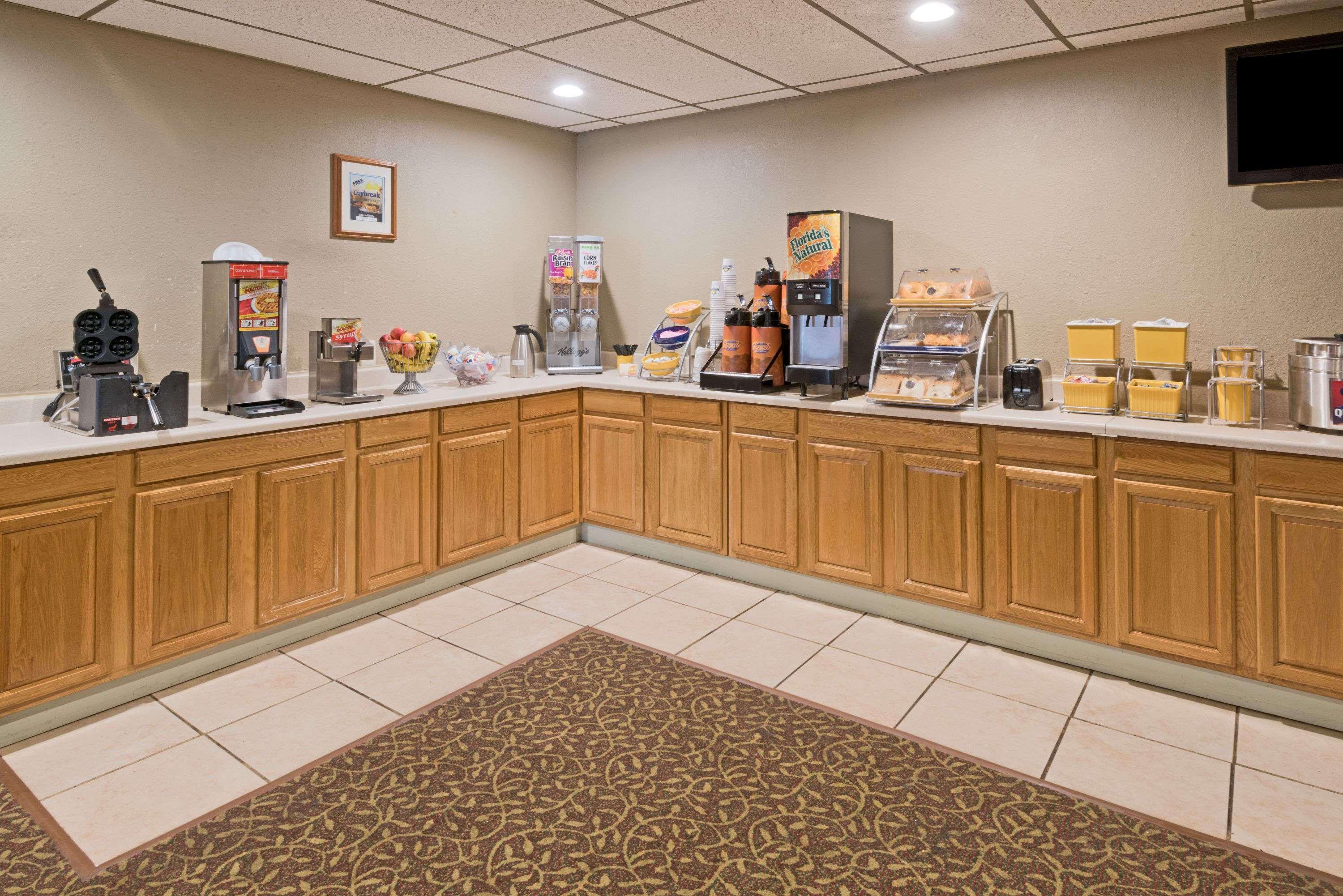 Days Inn By Wyndham Batavia Darien Lake Theme Park Kültér fotó